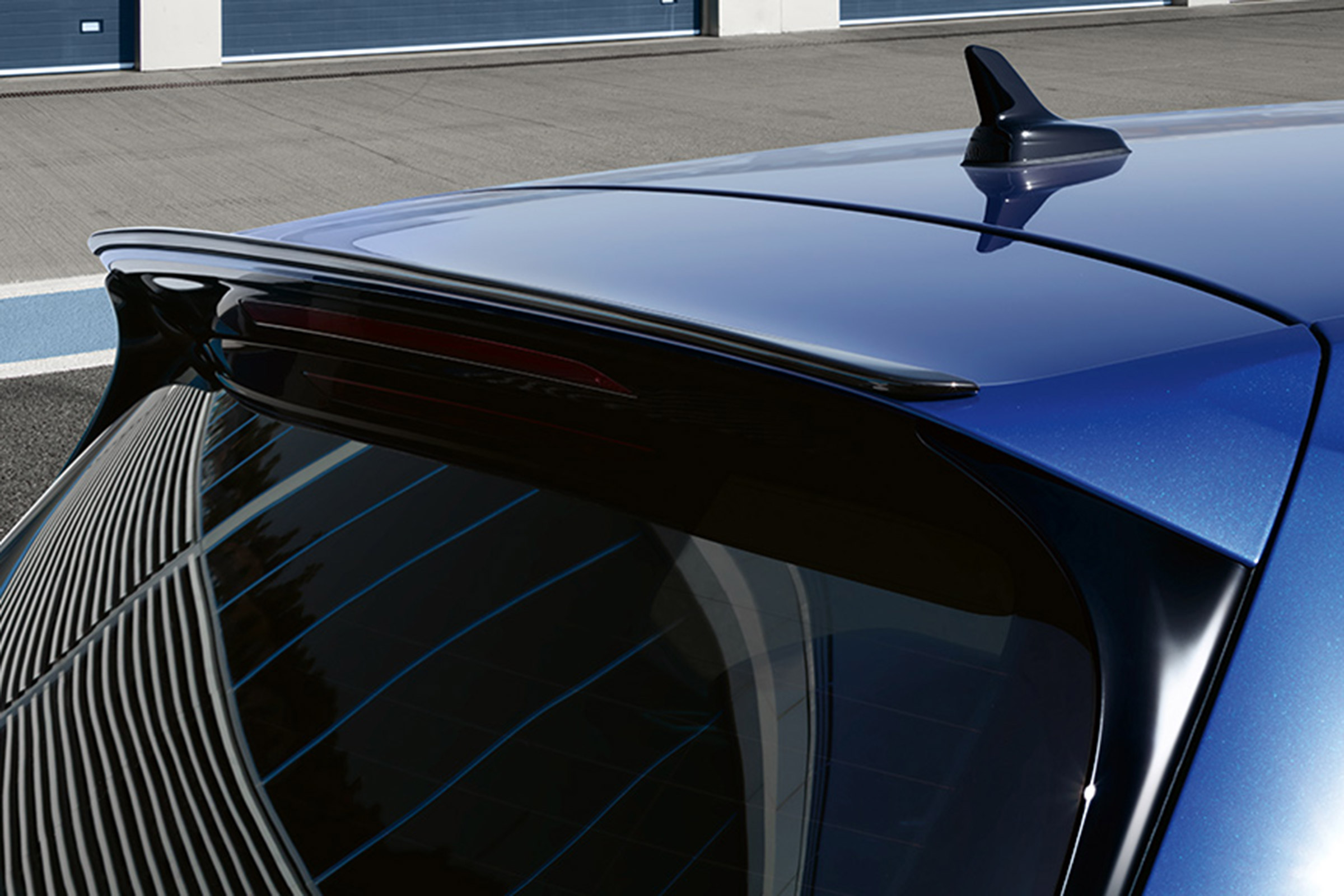 Golf R Performance pack wing