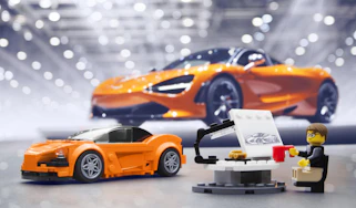 Lego McLaren 720S kit