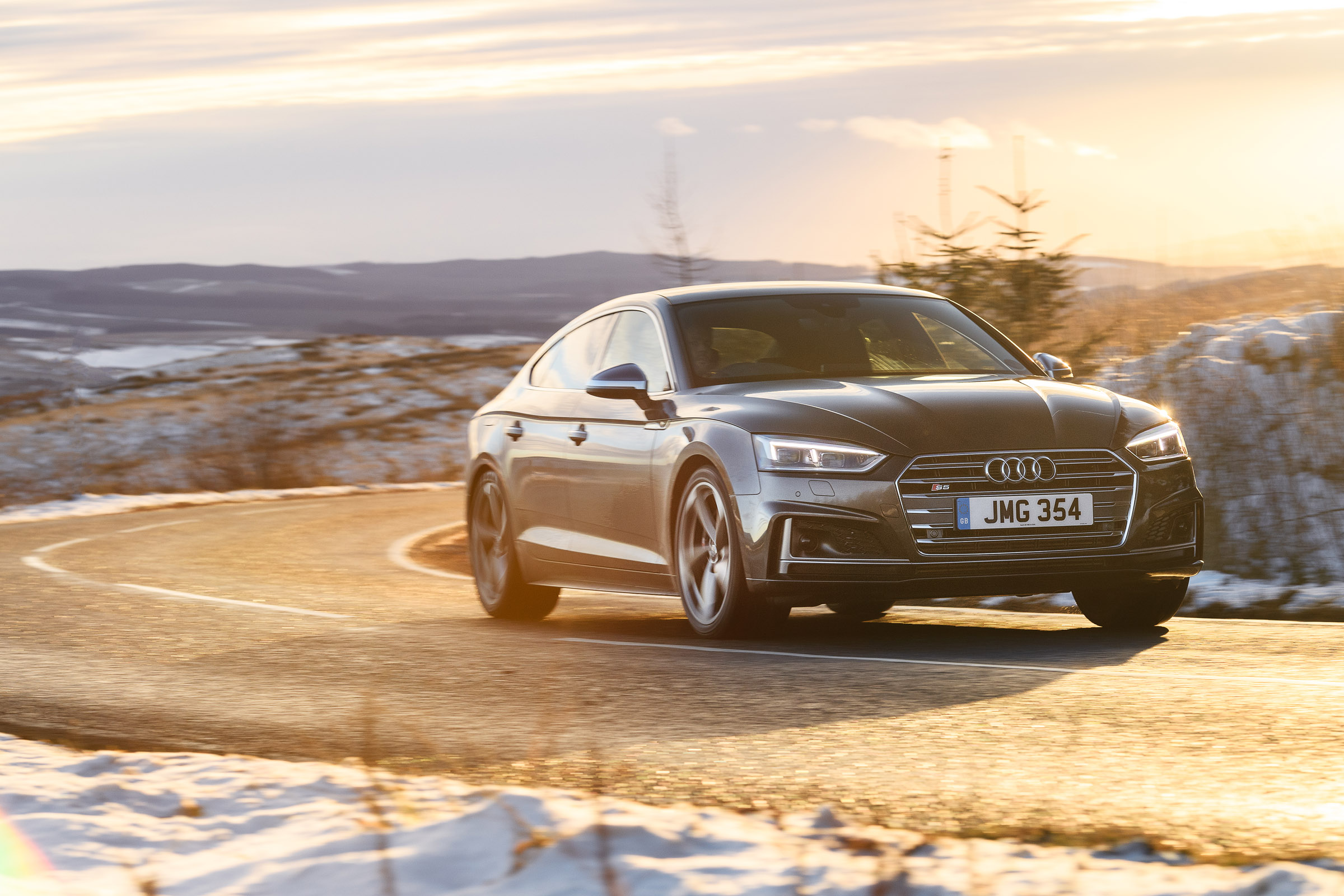 Audi S5 Sportback front three quarters cornering