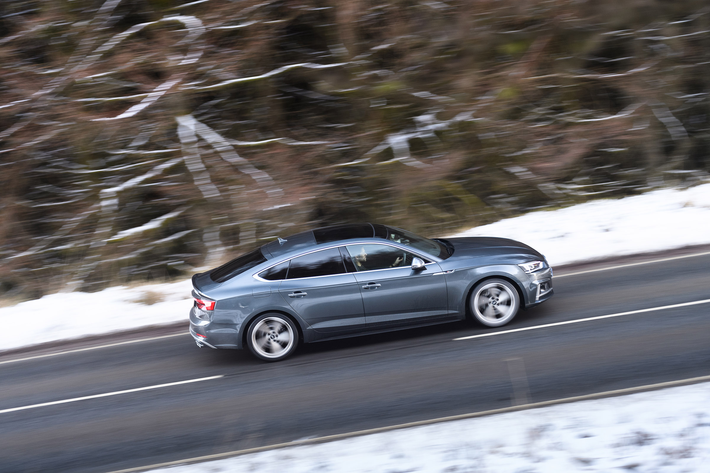 Audi S5 Sportback panning