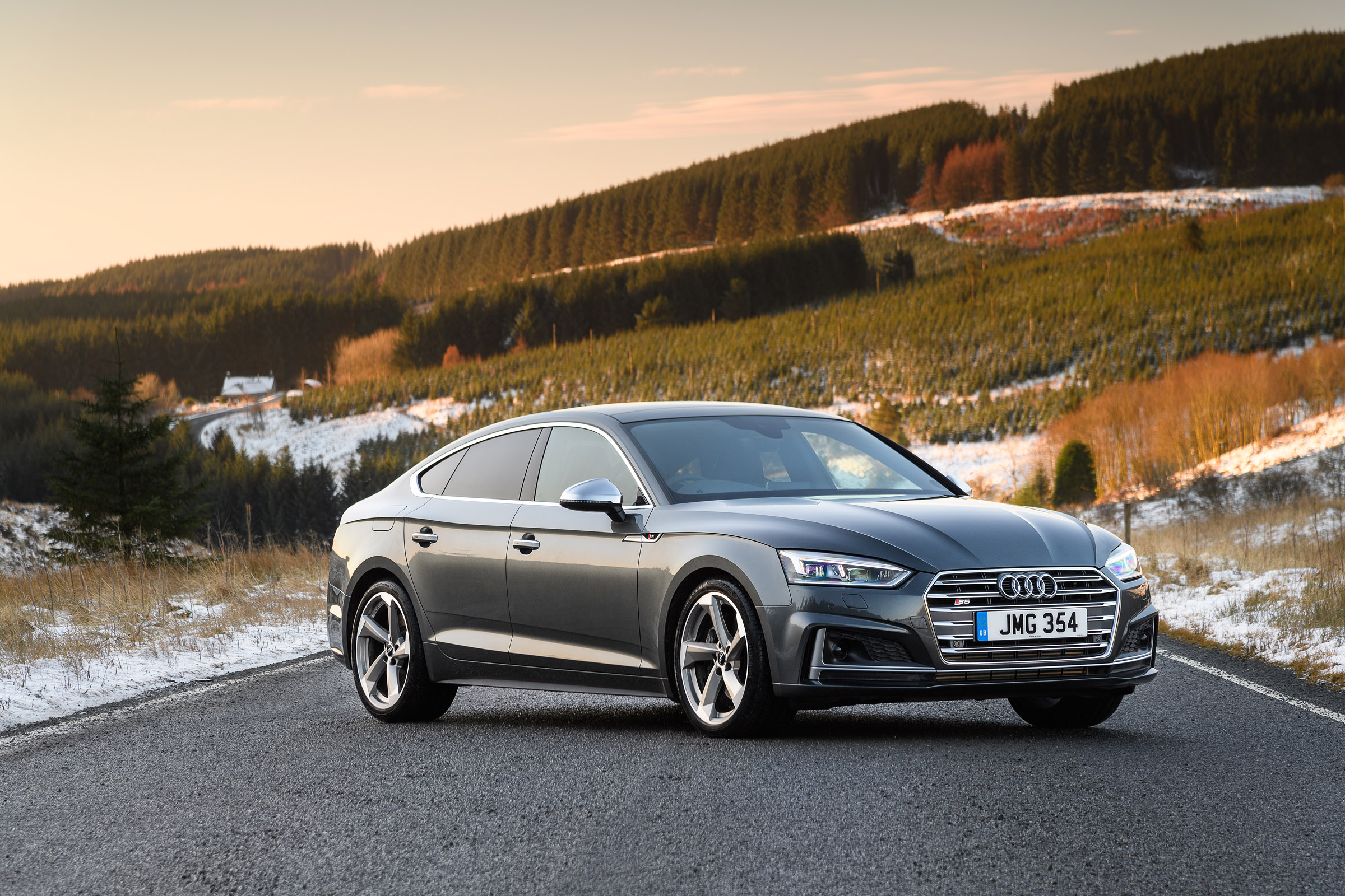 Audi S5 Sportback front three quarters