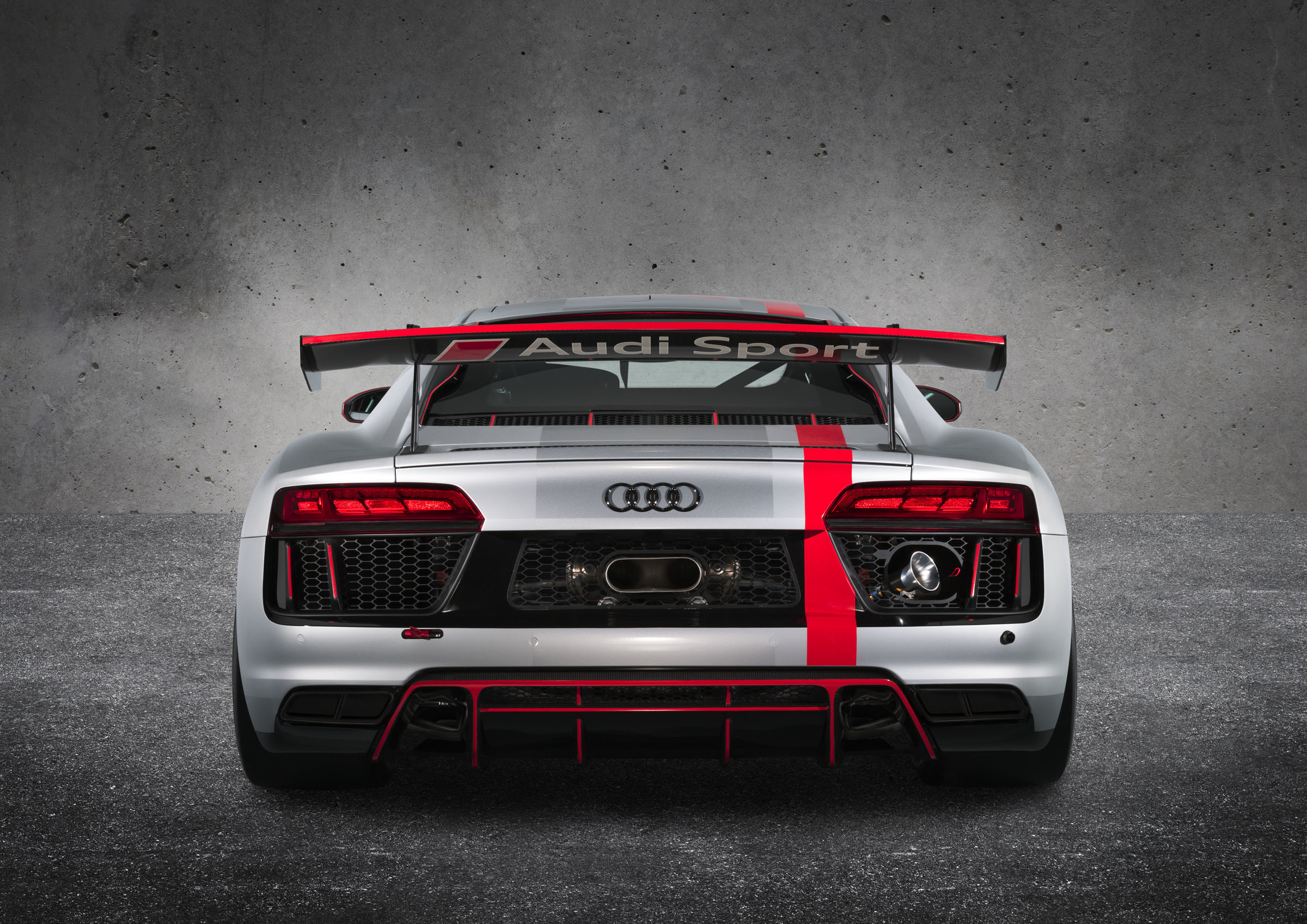 Audi R8 LMS GT4 rear