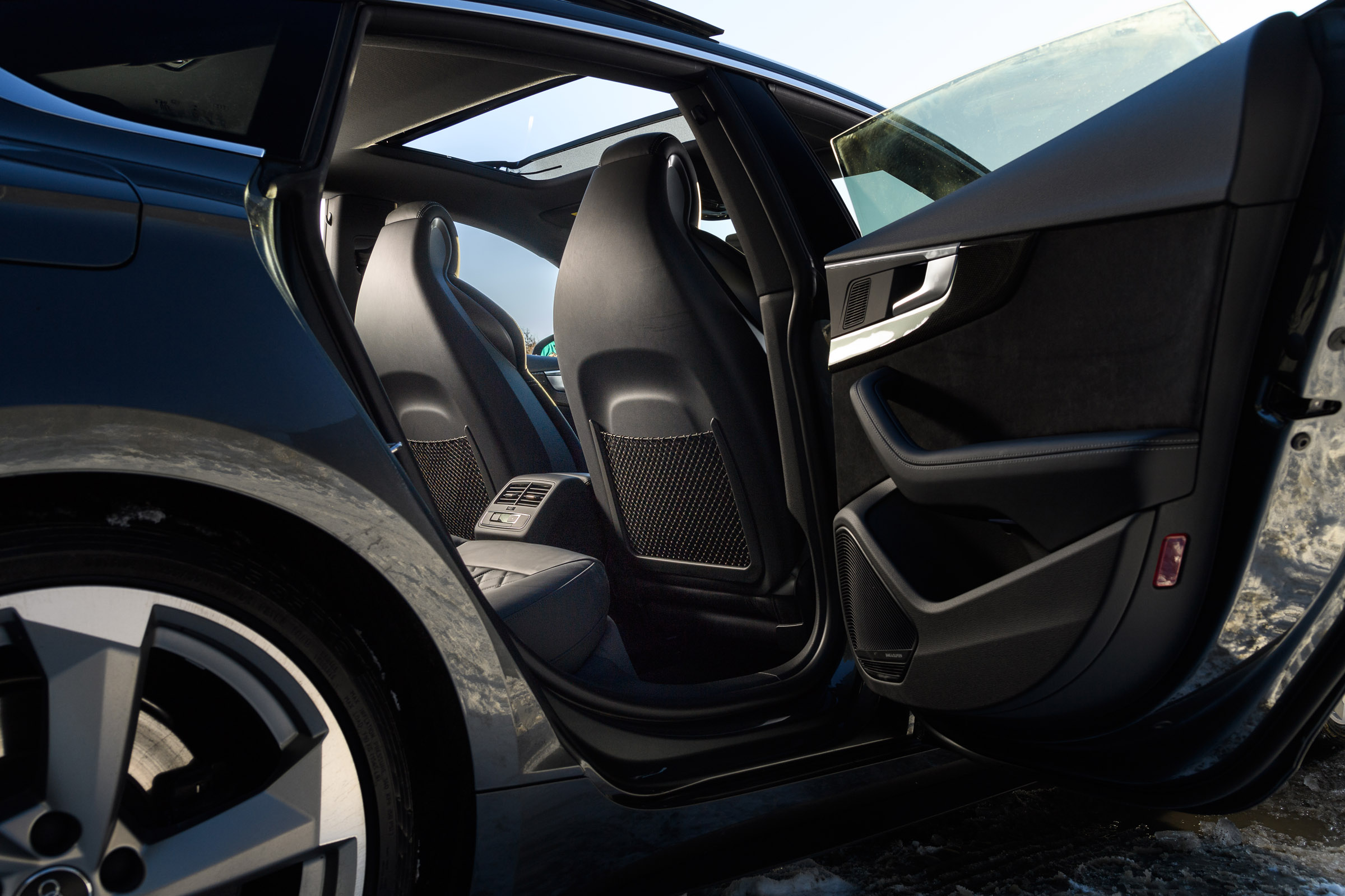 Audi S5 Sportback rear cabin