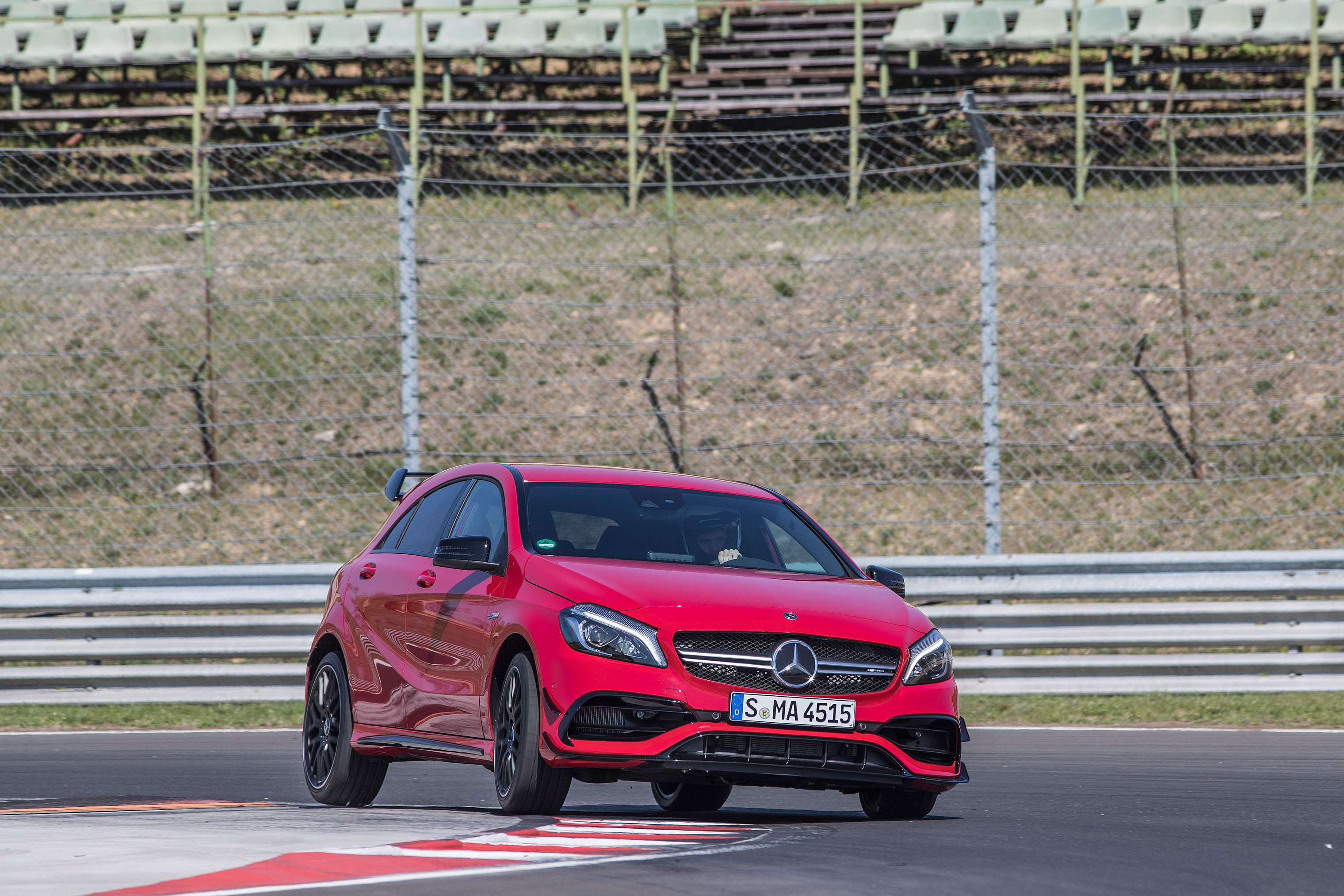 Mercedes-AMG A45 - Front