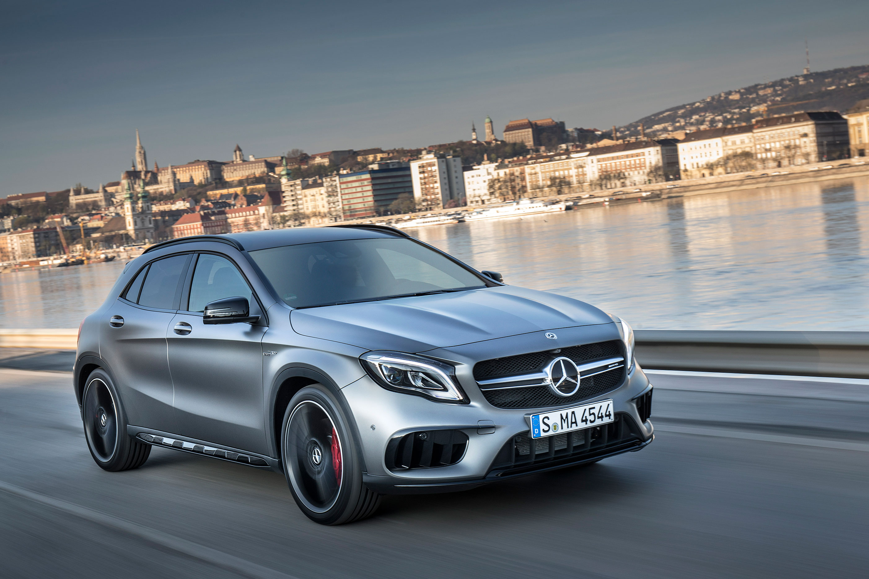 2017 Mercedes-AMG GLA45 - Front