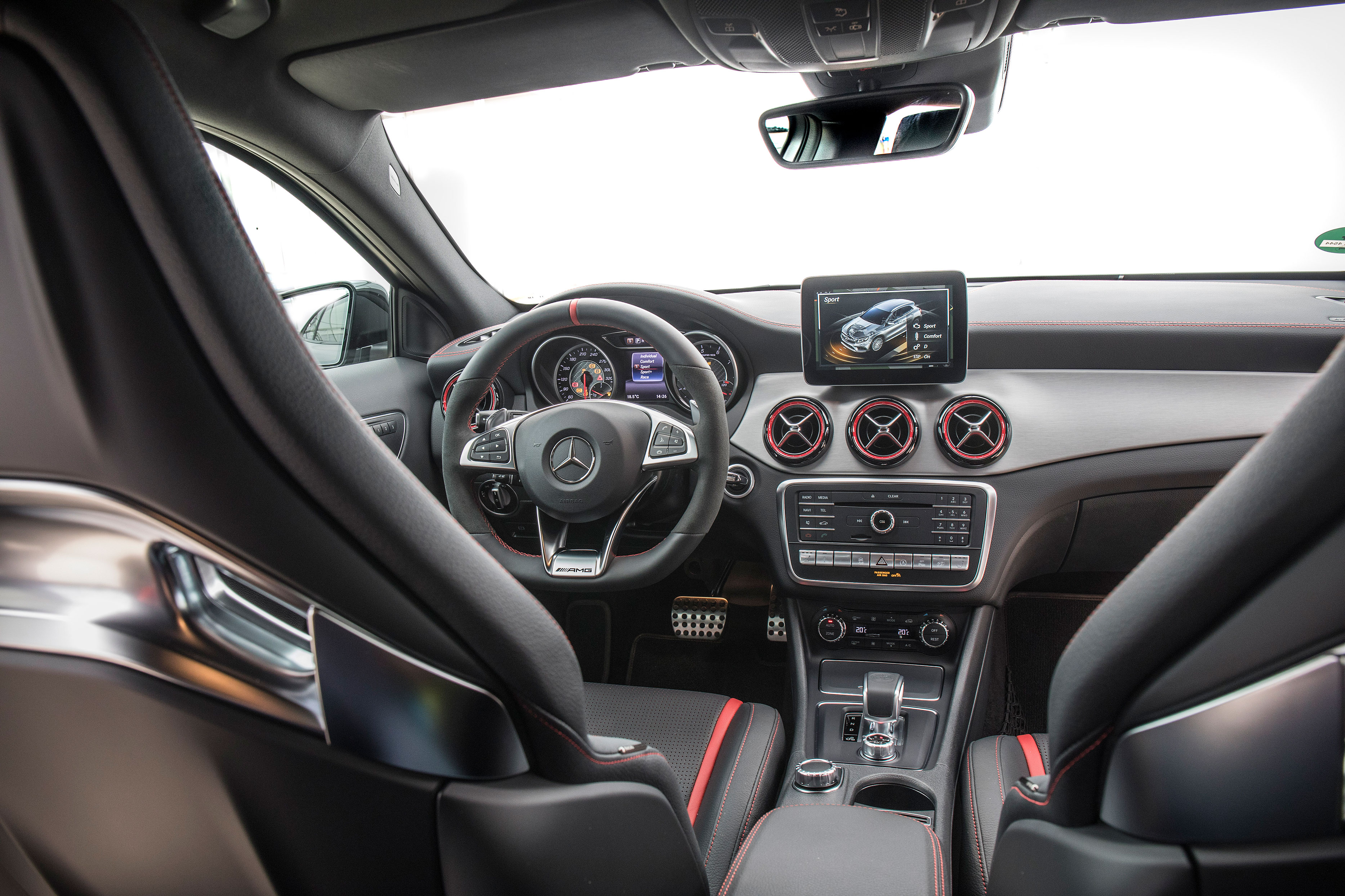 2017 Mercedes-AMG GLA45 - Interior