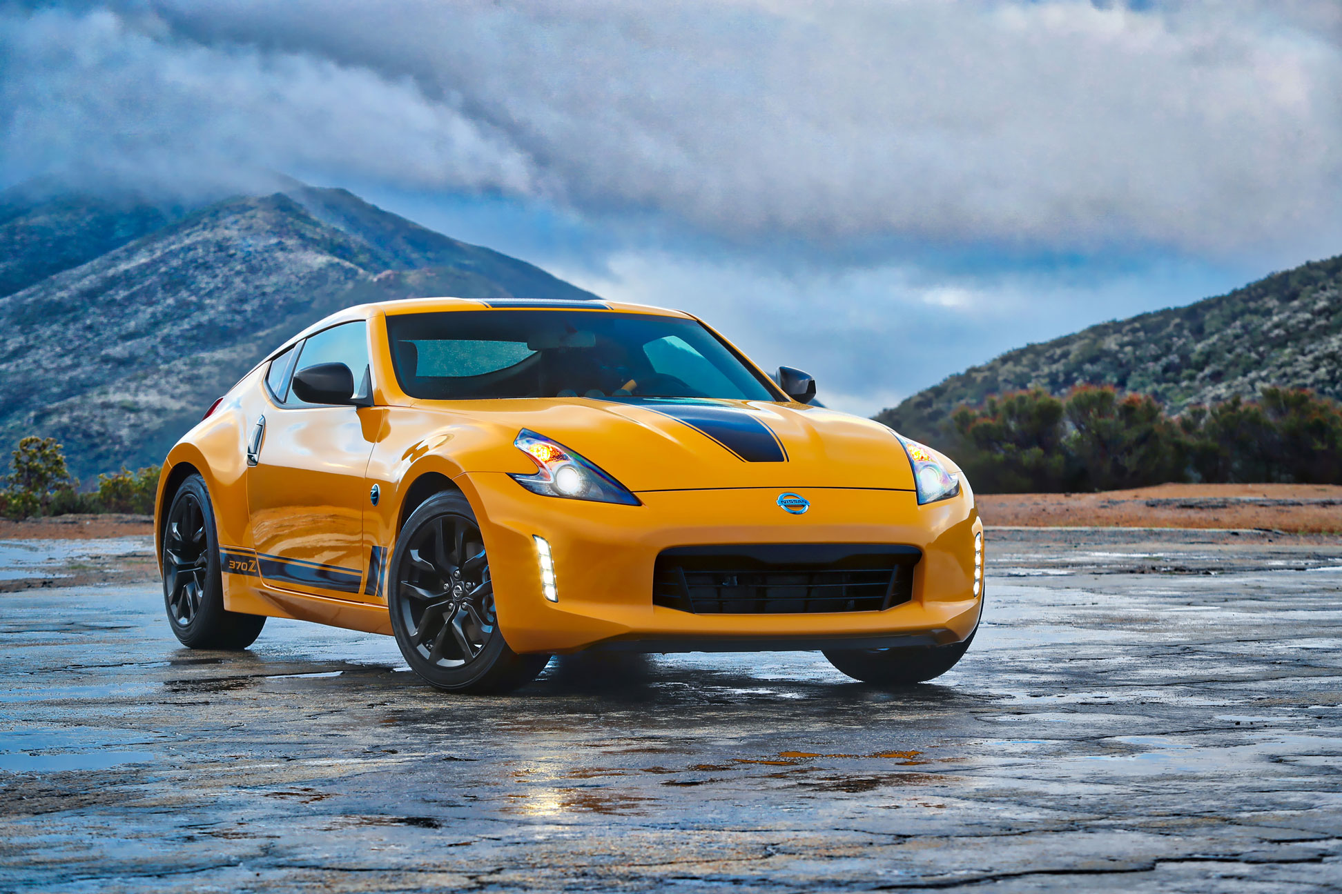 2018 Nissan 370Z Heritage Edition - Front