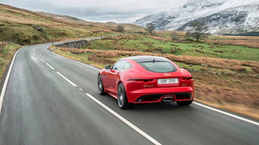 Jaguar F-Type four-cylinder - rear tracking