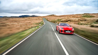 Jaguar F-Type four-cylinder - front tracking