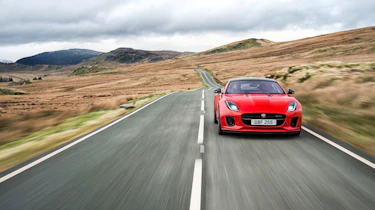 Jaguar F-Type four-cylinder - front tracking