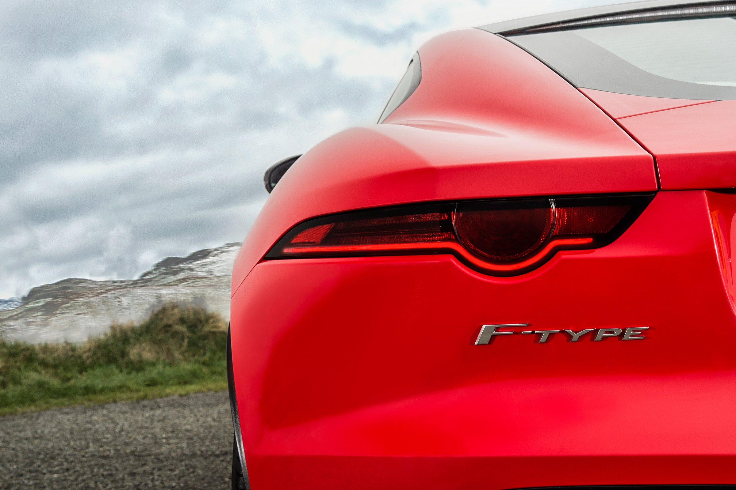 Jaguar F-Type four-cylinder - tail light detail