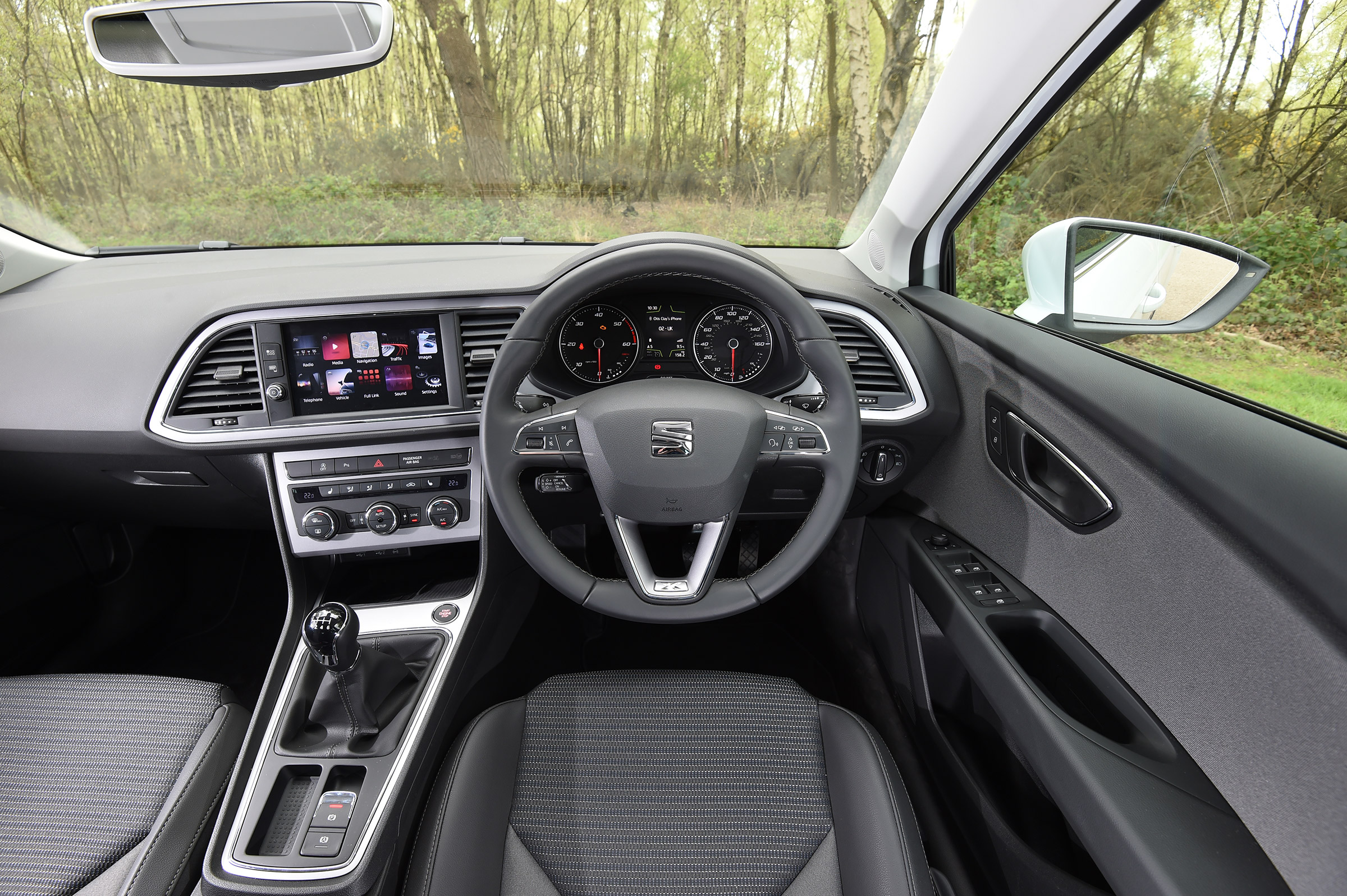 SEAT Leon - 2017 interior