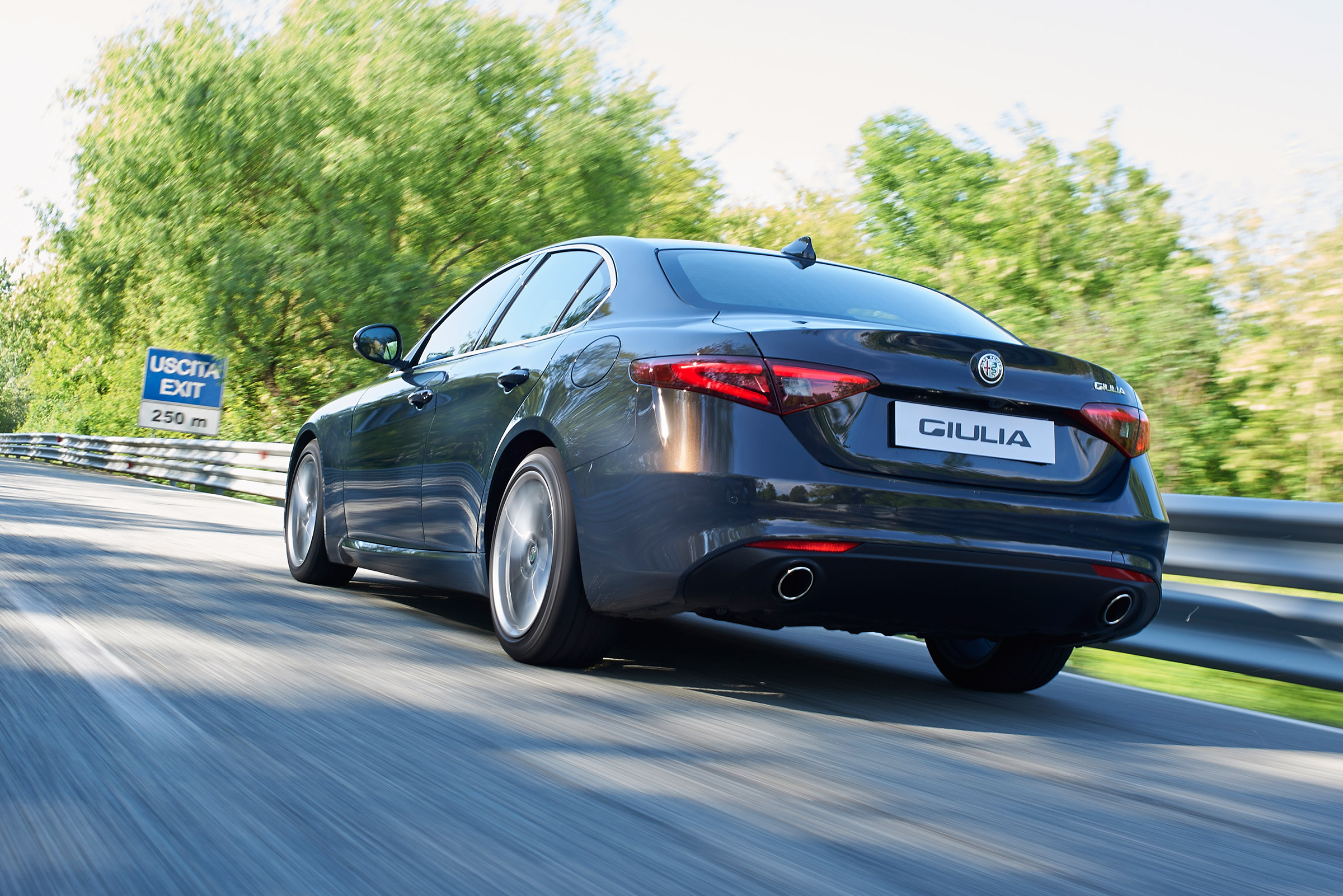 Alfa Romeo Giulia - rear 2