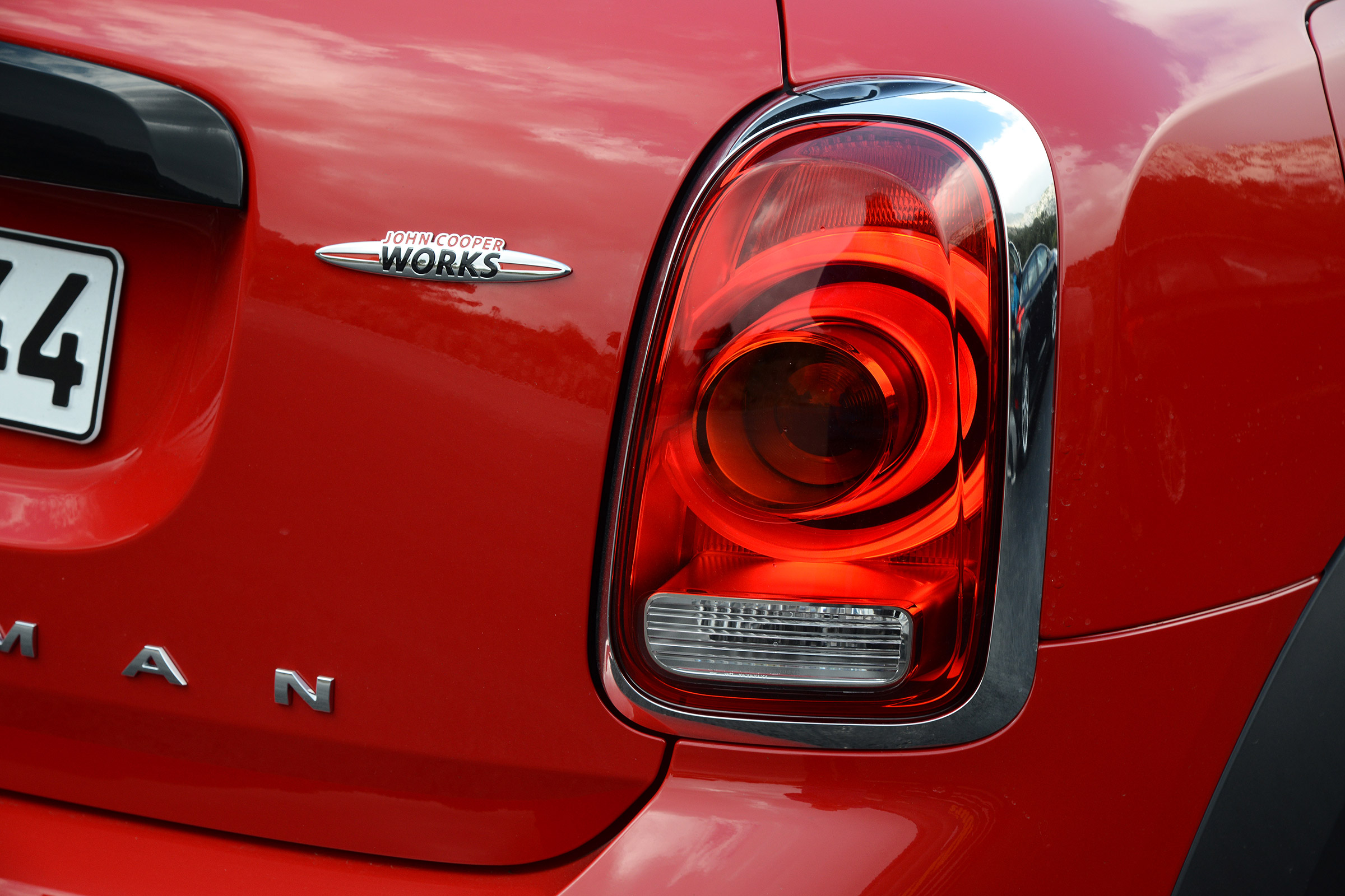 2017 MINI Countryman JCW - taillight detail