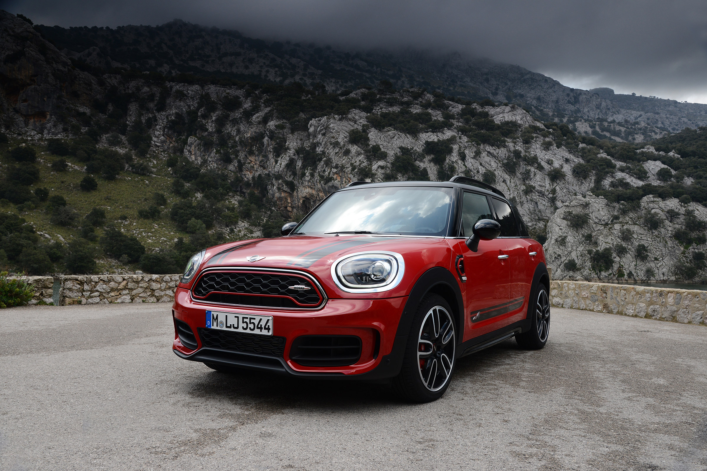2017 MINI Countryman JCW - front three quarter