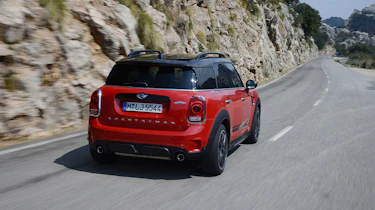 2017 MINI Countryman JCW - rear tracking