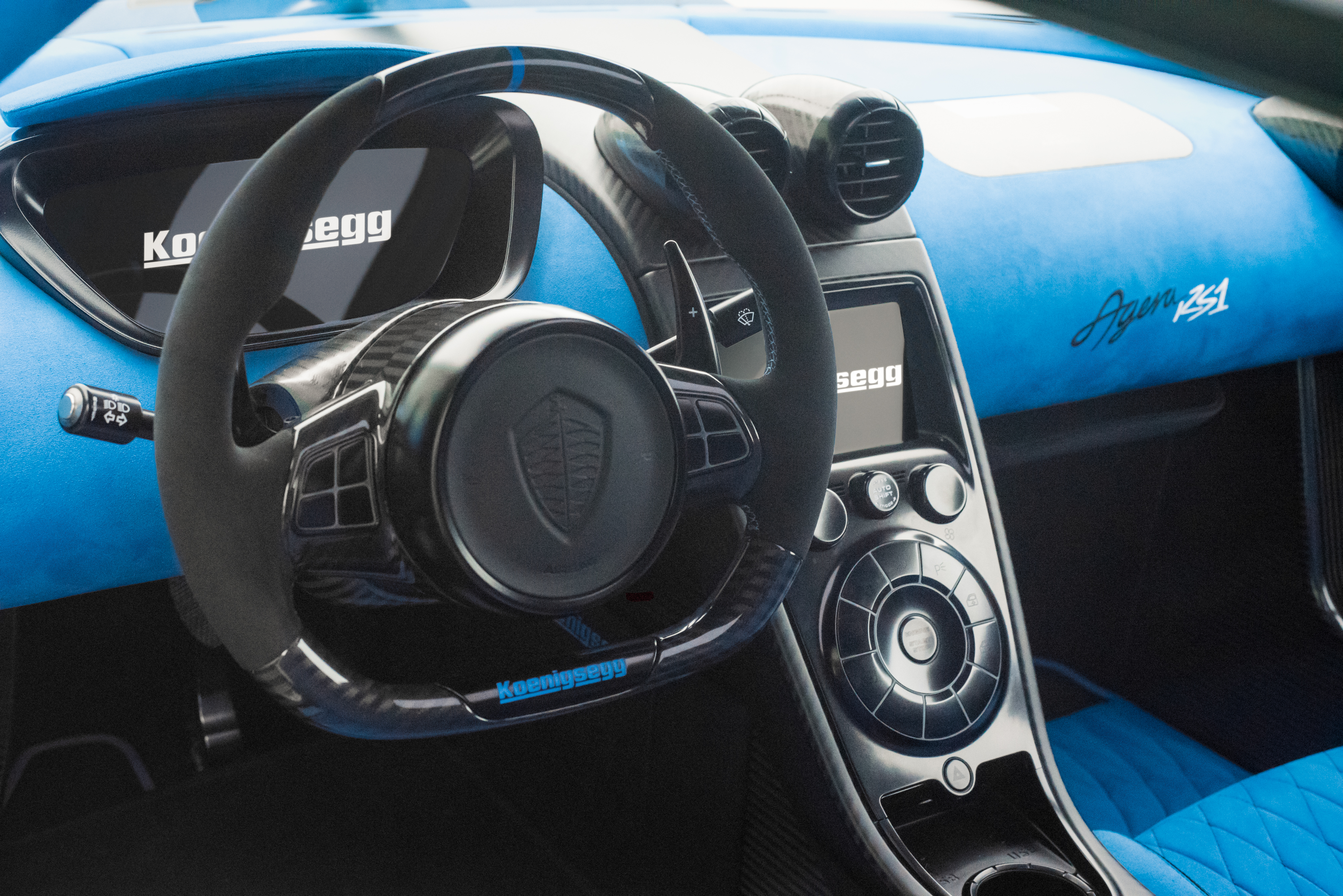 Koenigsegg Agera RS1 - Steering wheel