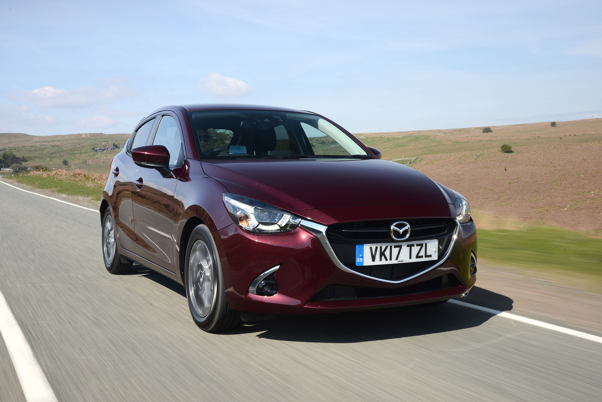 2017 Mazda 2 - front 