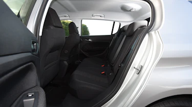 Peugeot 308 66 rear seats