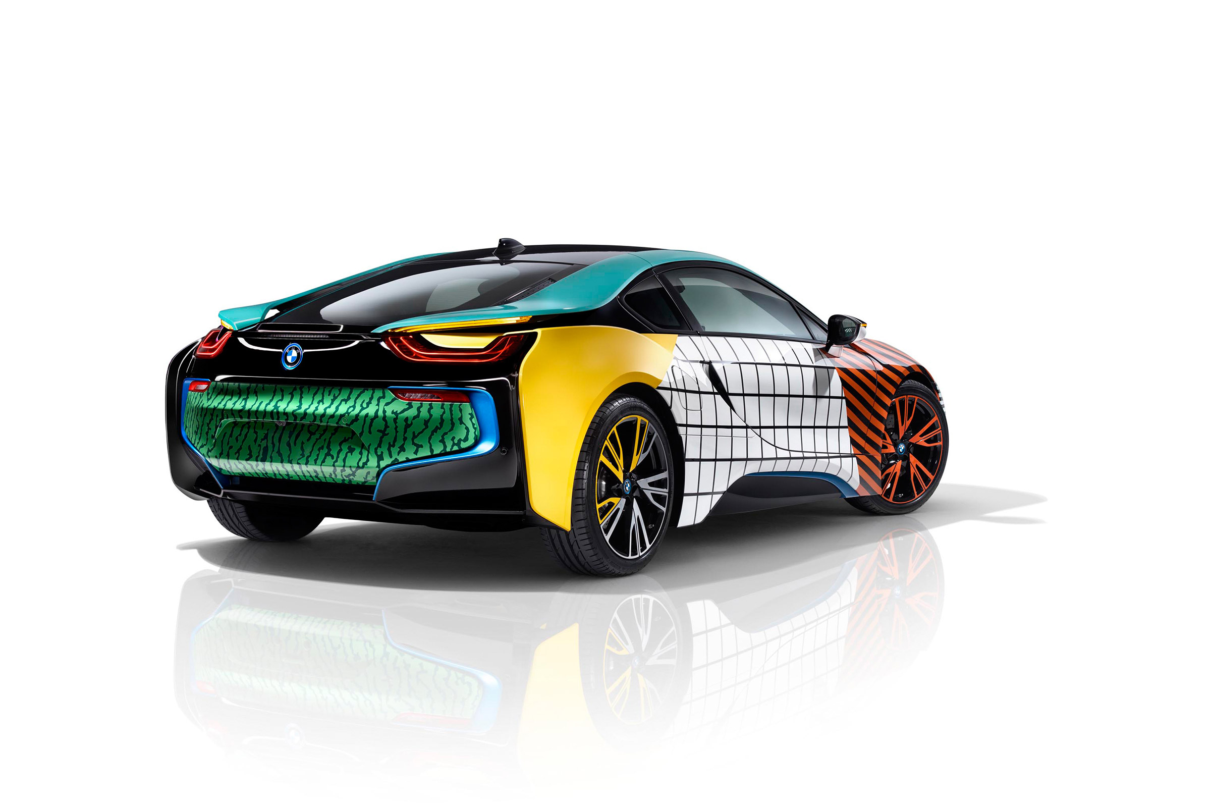BMW MemphisStyle i8 - rear