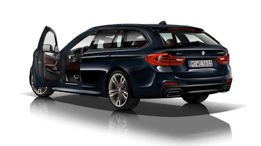 BMW M550d xDrive rear 3.4