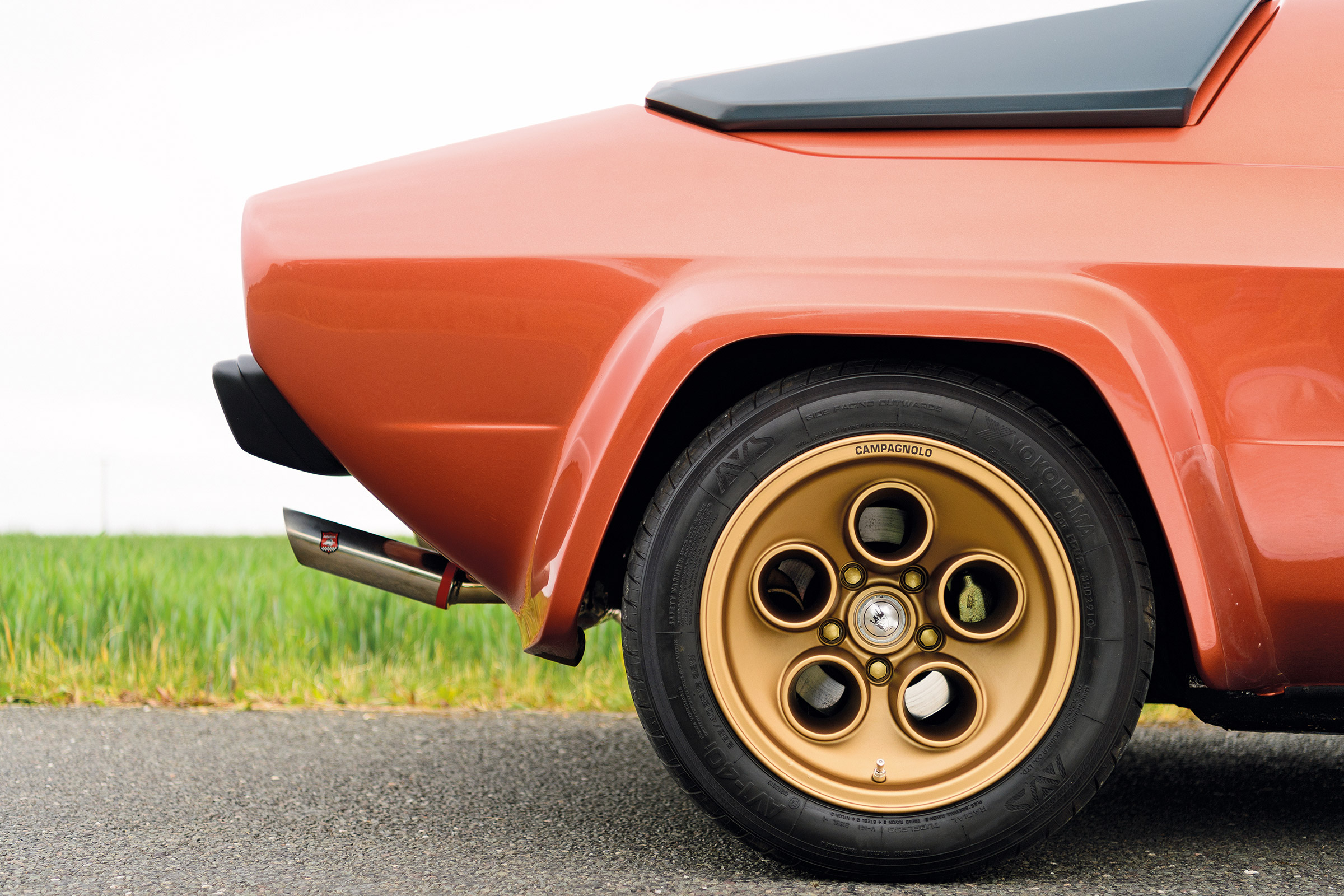 Lamborghini Silhouette - wheel