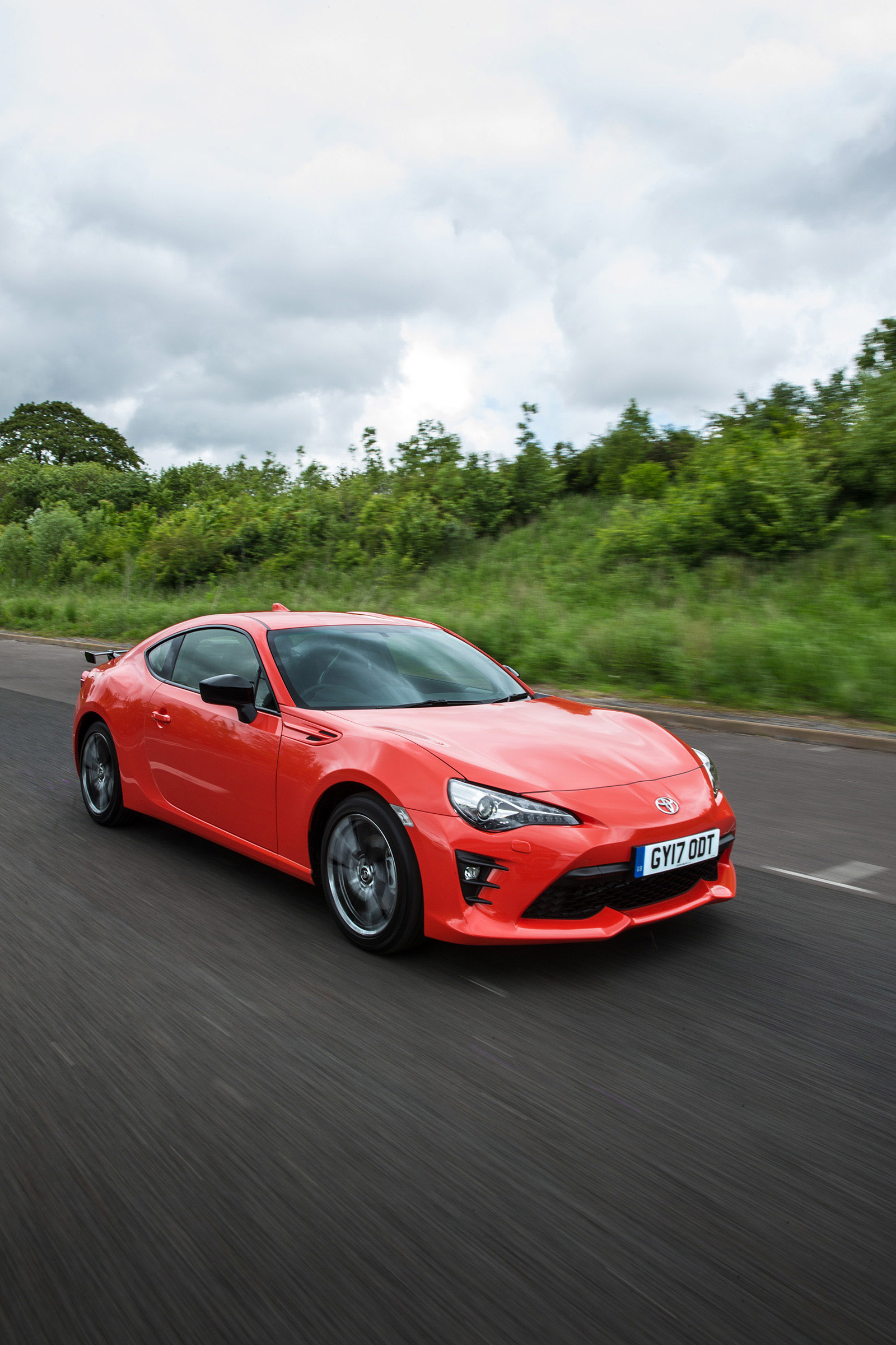 Toyota GT86 Orange Edition front three-quarters high