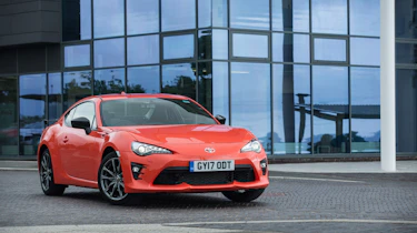Toyota GT86 Orange Edition front three-quarters
