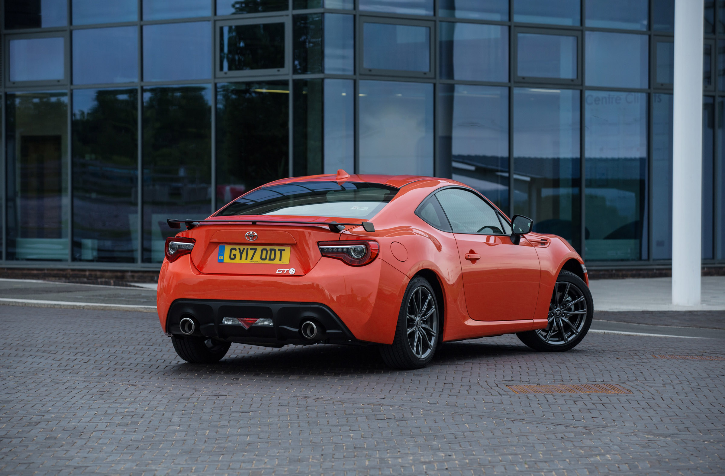Toyota GT86 Orange Edition rear three-quarters
