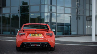 Toyota GT86 Orange Edition rear