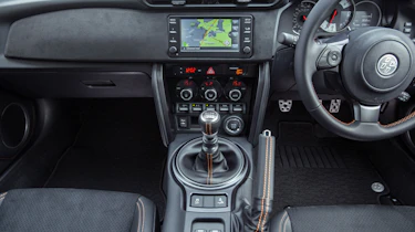 Toyota GT86 Orange Edition dashboard