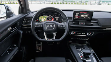 Audi SQ5 TFSI - interior