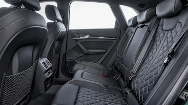 Audi SQ5 TFSI - rear seats