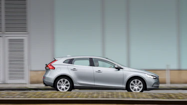 Volvo V40 2016 facelift - Inscription profile