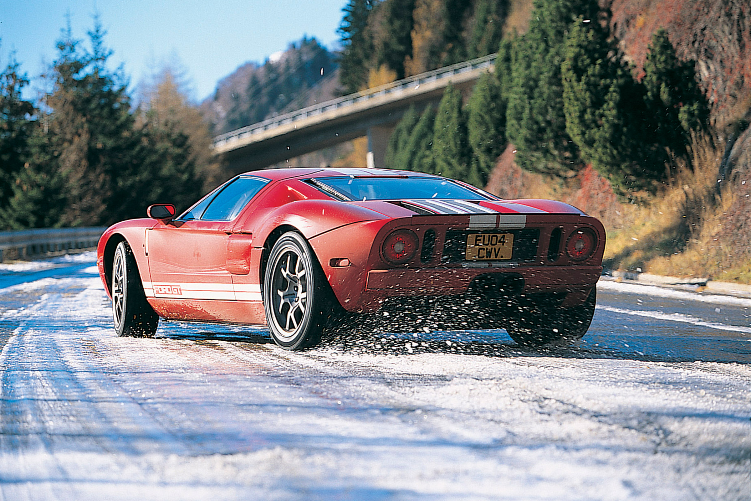Ford GT Colorado Red - slide