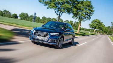 Audi SQ5 TFSI - front tracking
