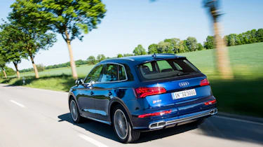 Audi SQ5 TFSI - rear tracking