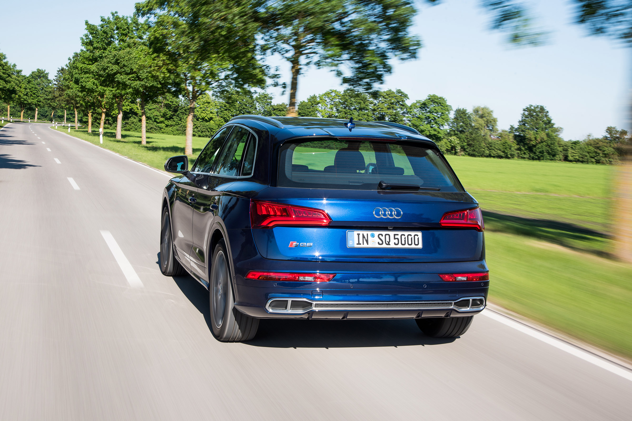 Audi SQ5 TFSI - rear three quarter