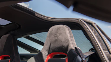 McLaren 720S -