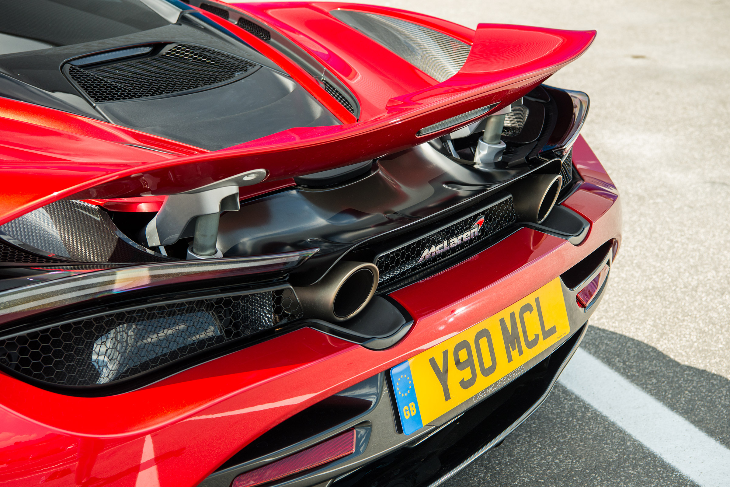 McLaren 720S - rear