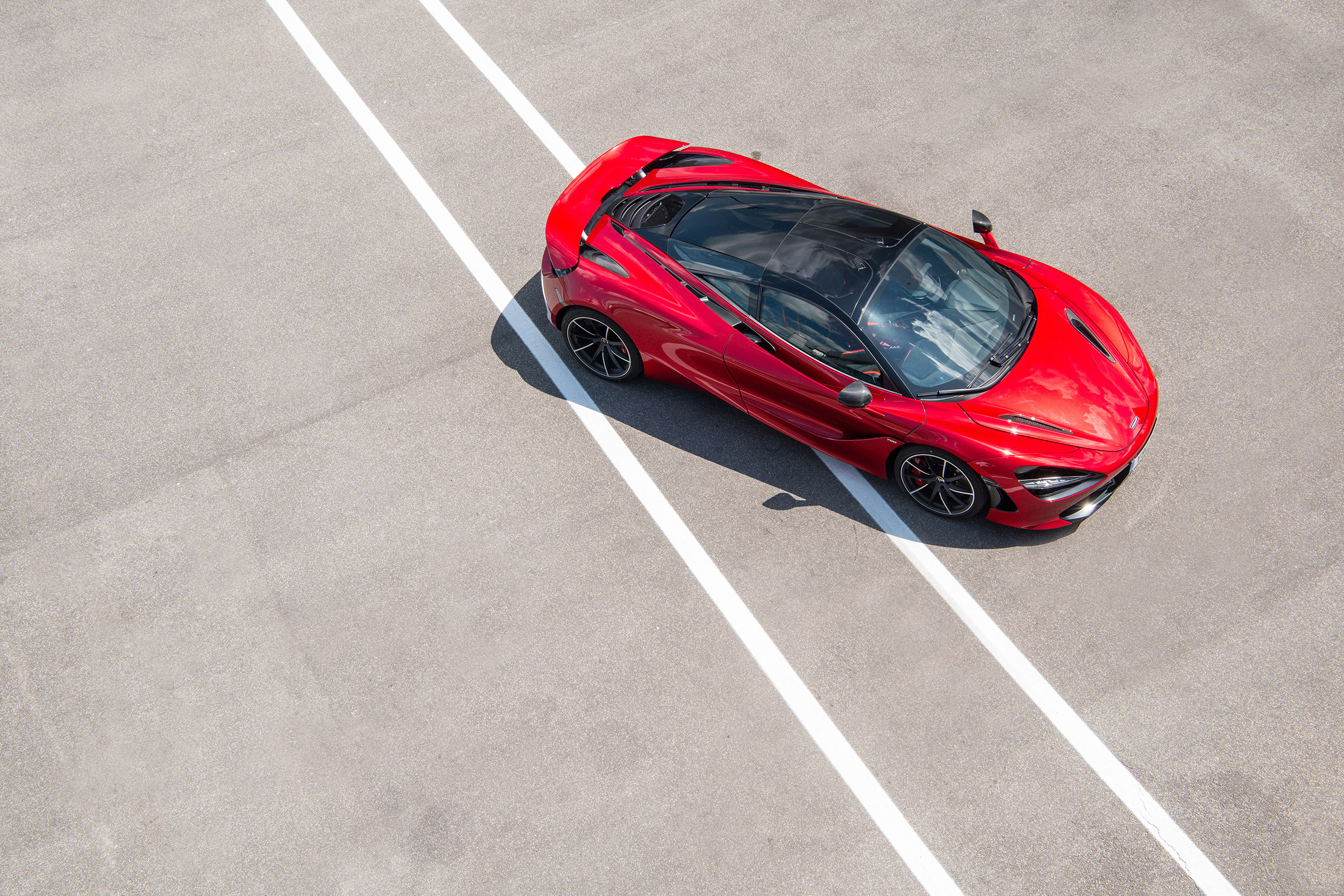 McLaren 720S - above