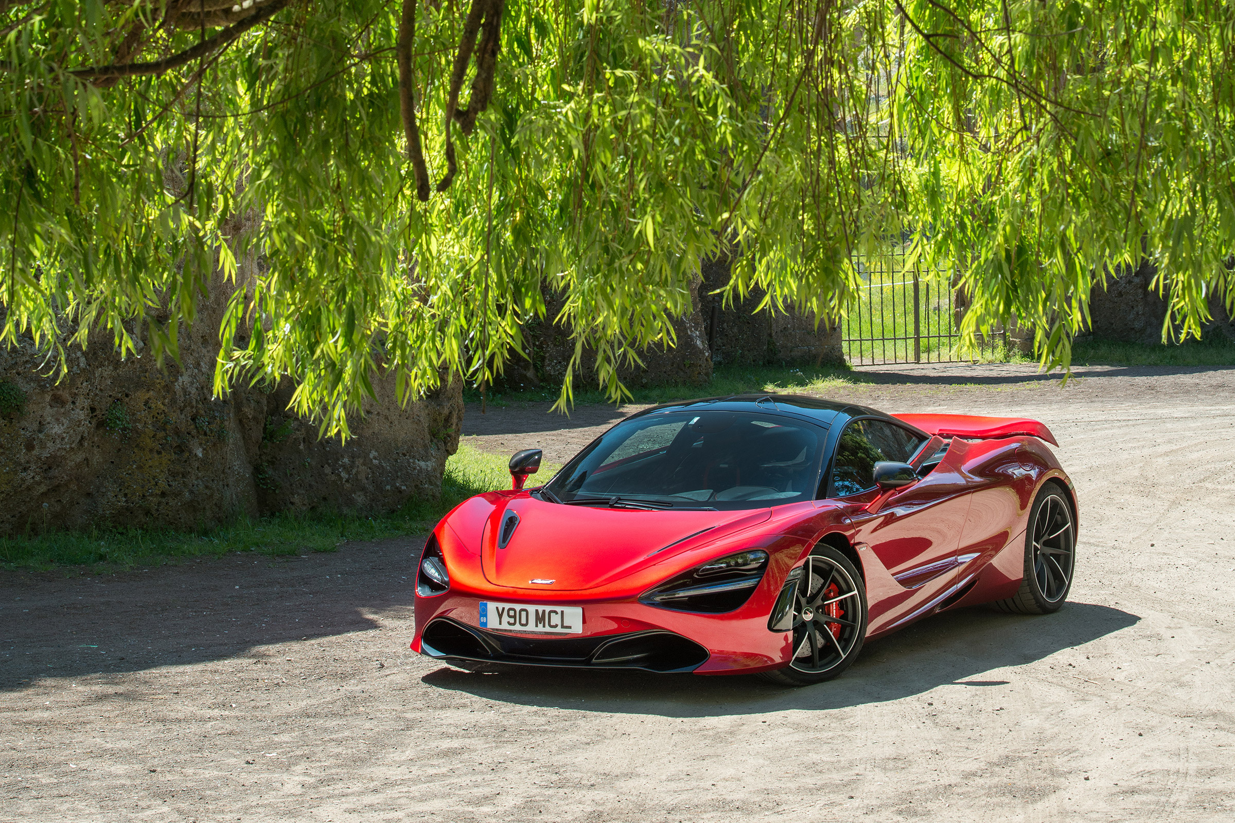 McLaren 720S - front three quarter