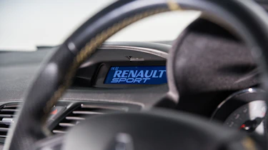 K-Tec Racing Mégane - Screen