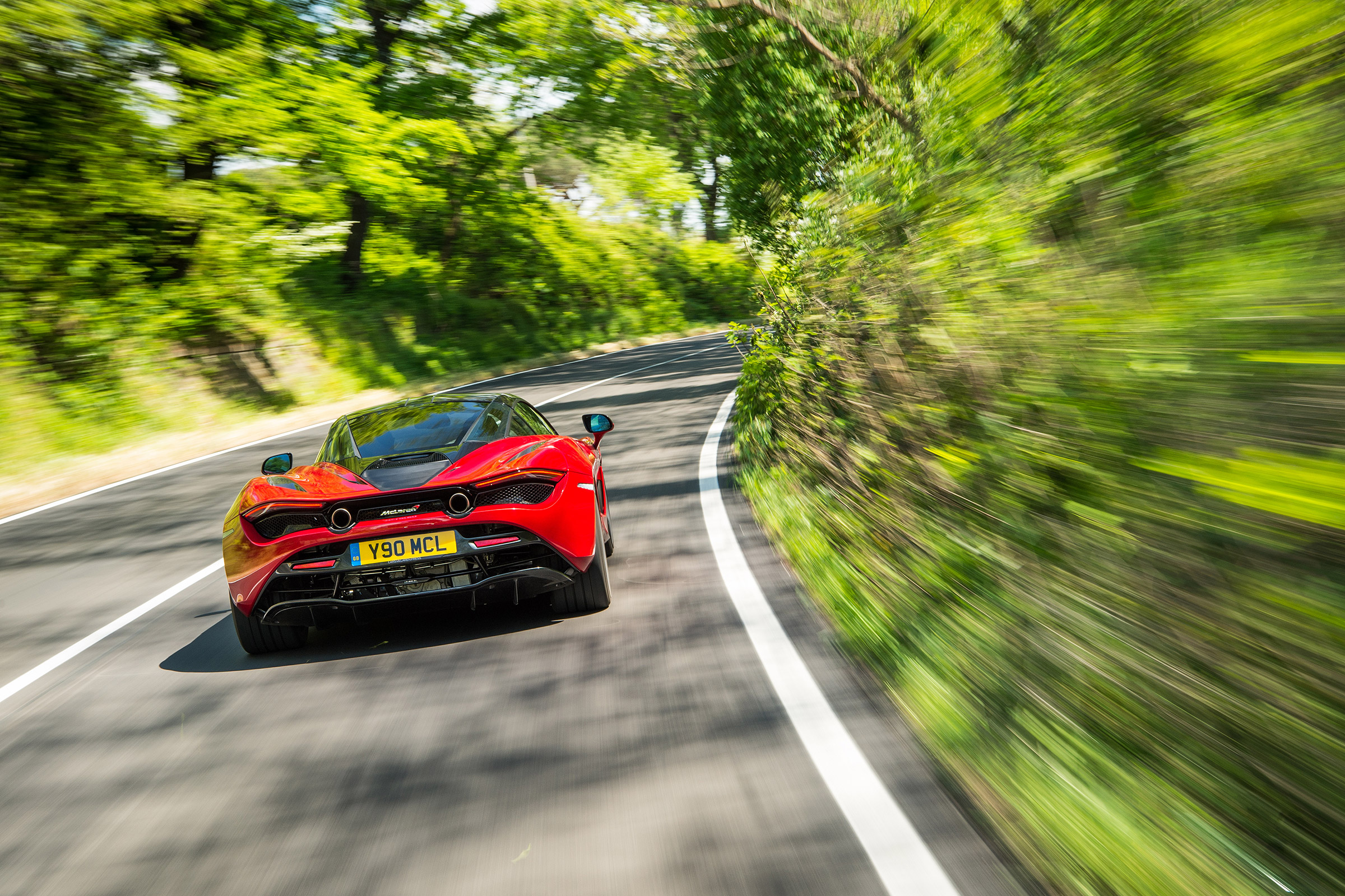McLaren 720S - rear tracking