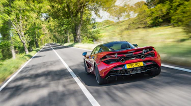 McLaren 720S - rear tracking