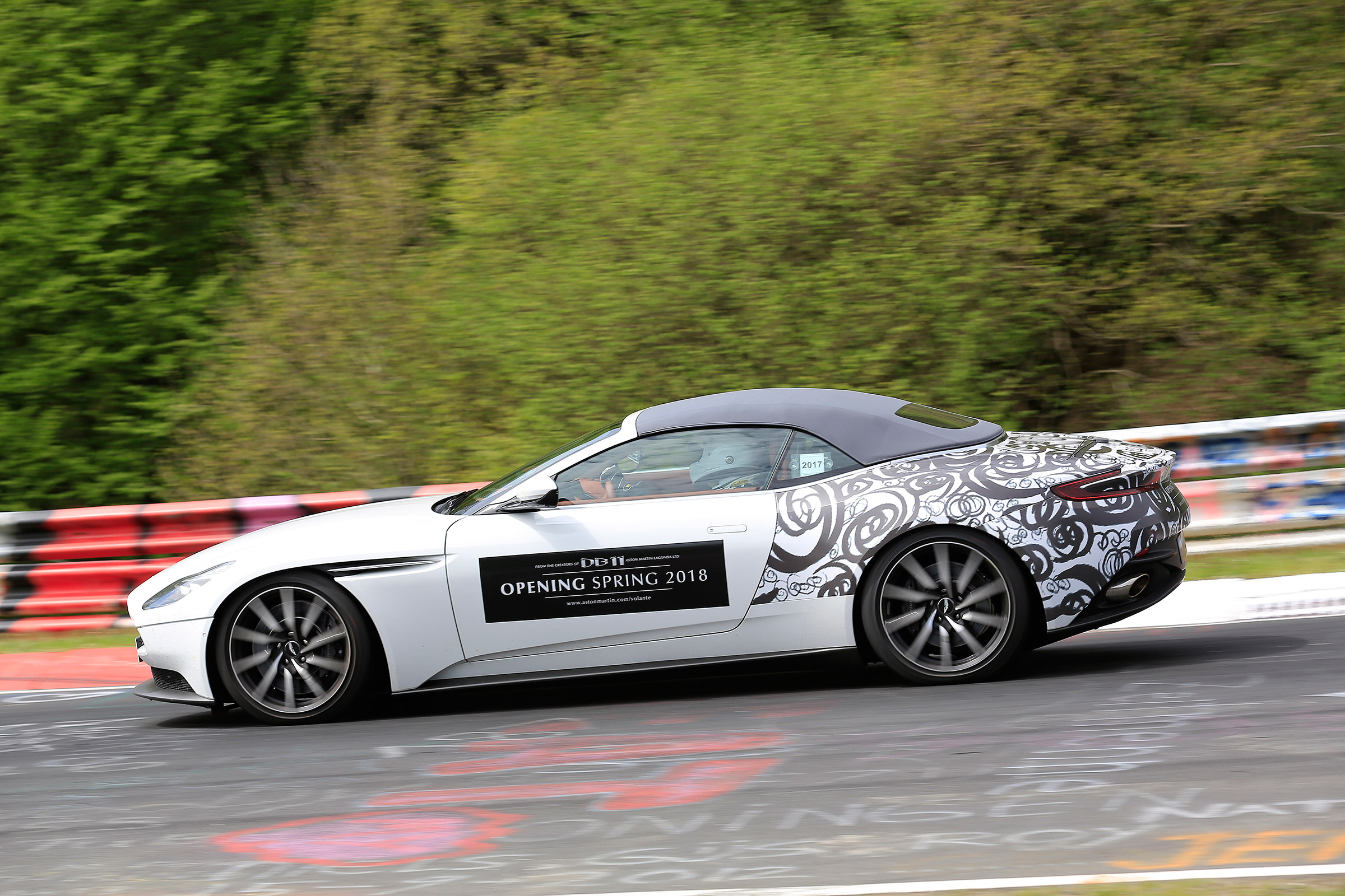 SPY - Aston Martin DB11 Volante 5