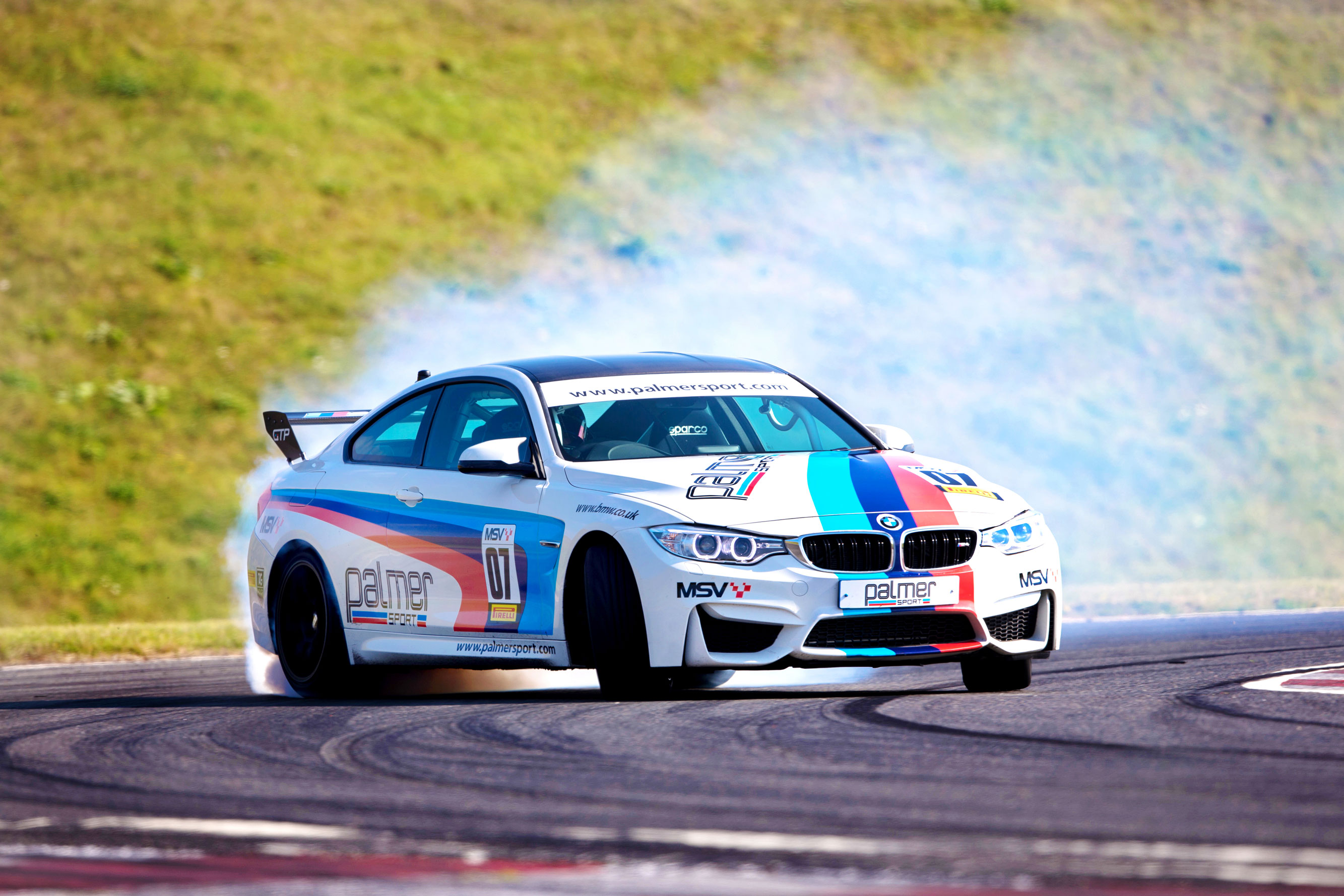 Overclockers UK Racing Series - Palmer Sport BMW M4