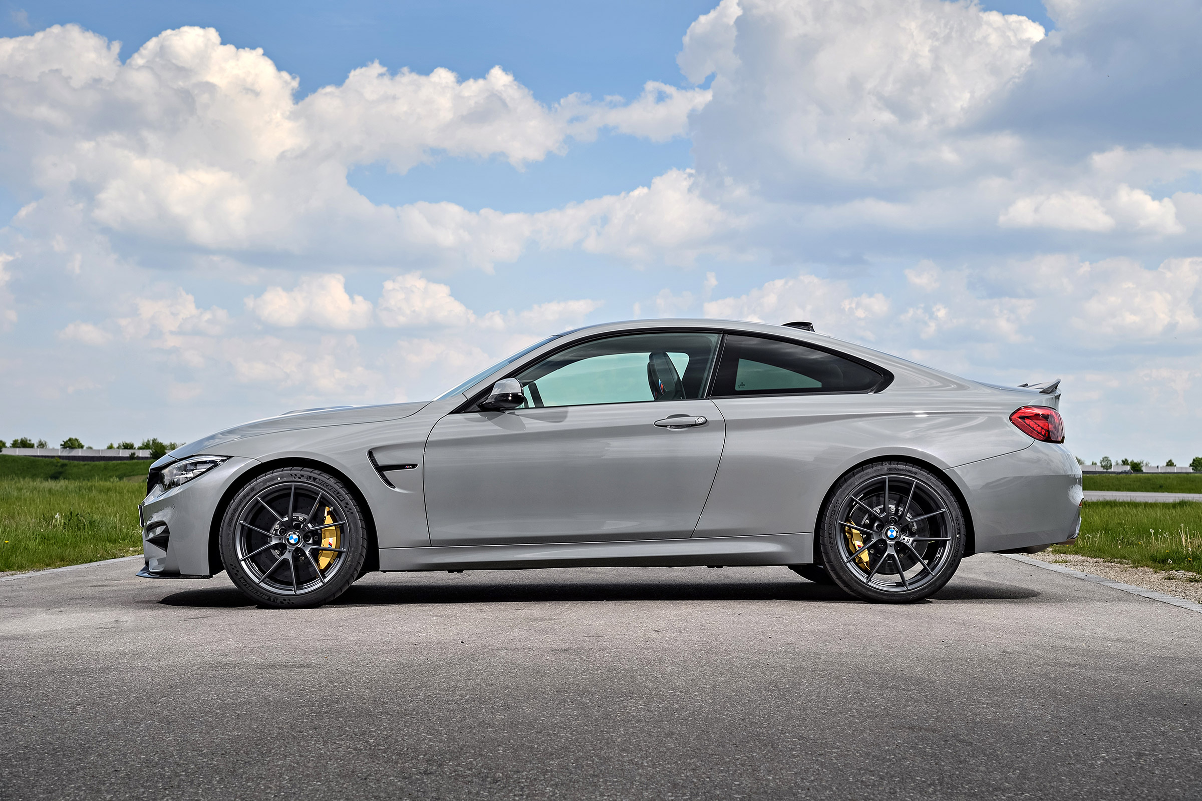 BMW M4 CS - side profile