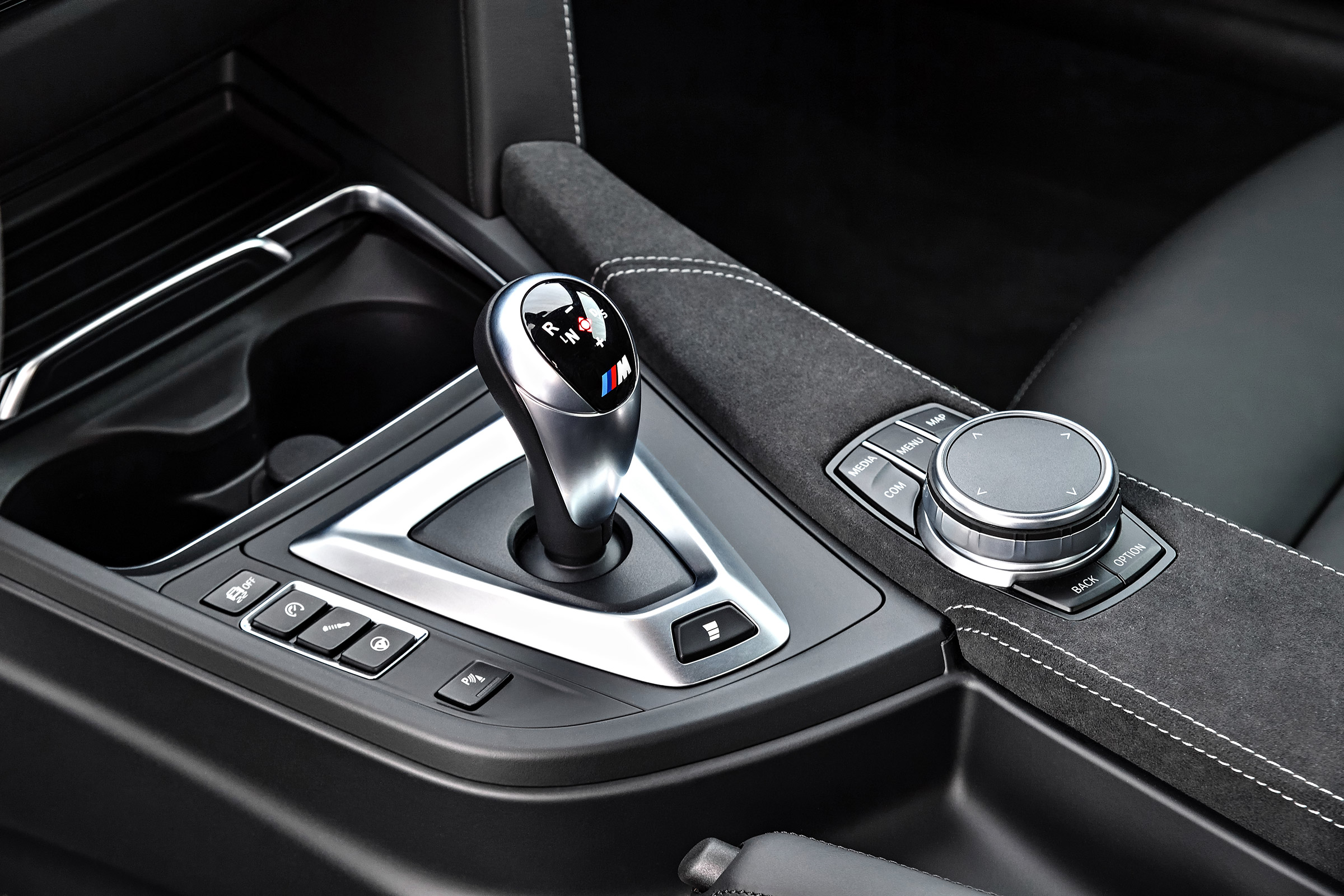 BMW M4 CS - interior detail