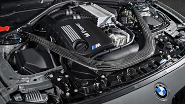 BMW M4 CS - engine